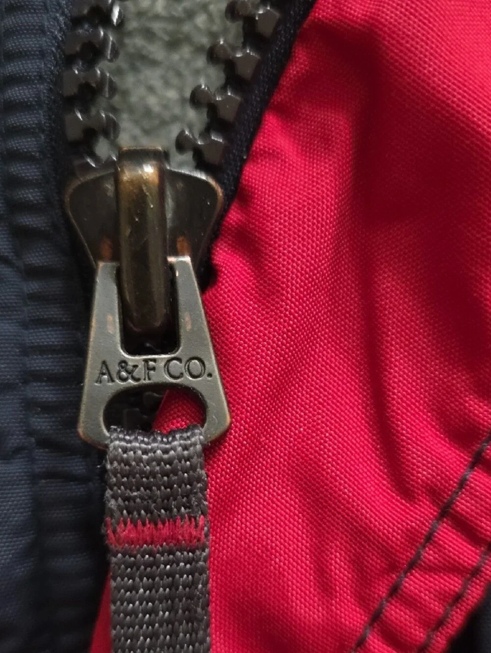 Abercrombie & Fitch hooded midweight